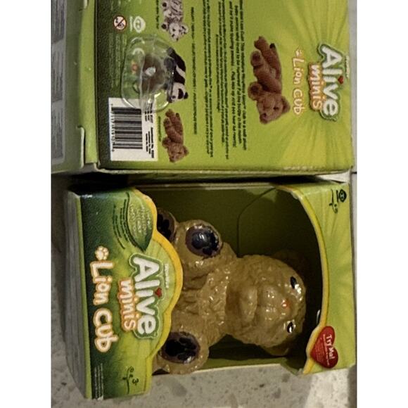 Mini Brands Pieces Fast Food & Toys Subway Sonic Fridays Hard Rock Lot Of 16 - Picture 13 of 16